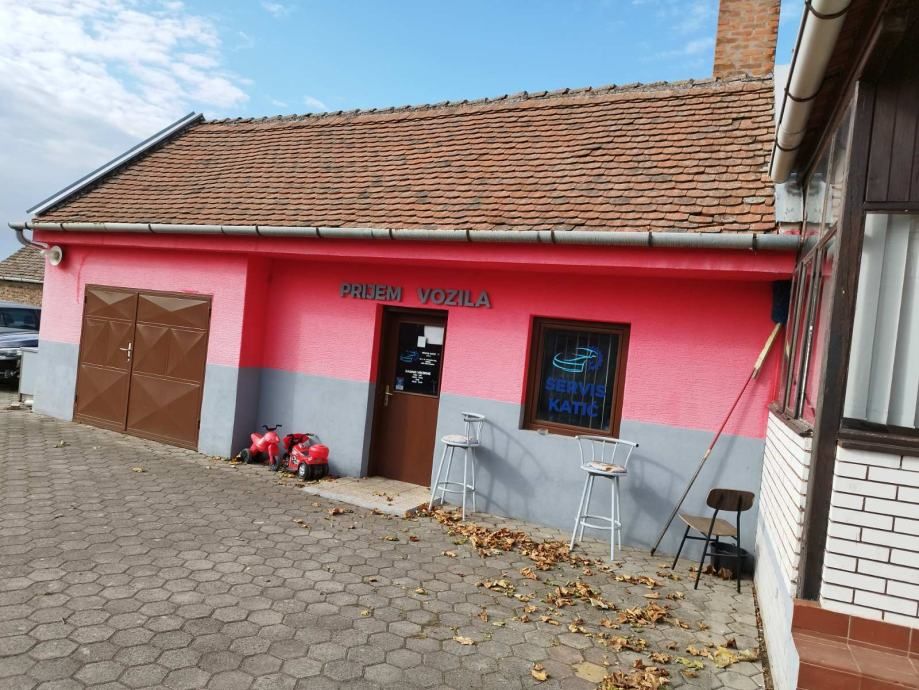 poslovno stambeno uredski prostor 310 m2 na okućnici od 3000 m2 - slika 8