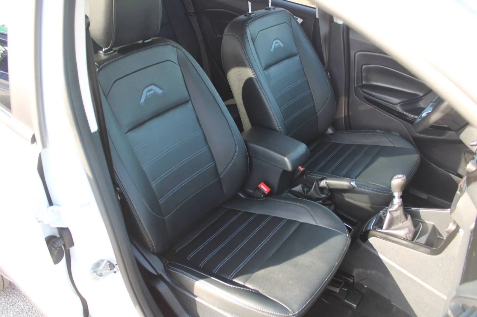 ford ecosport 1.0 ecoboost active - slika 16