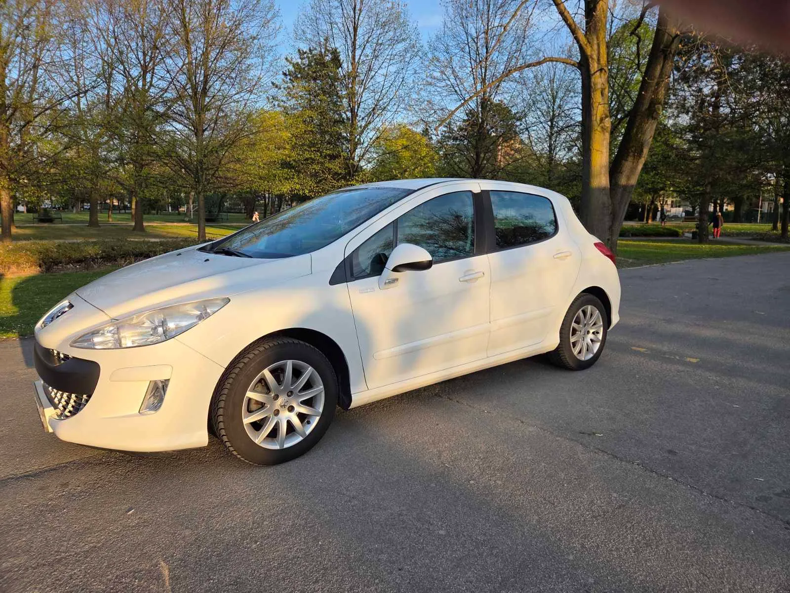 peugeot 308 1,4 vti 2010 godina - slika 1