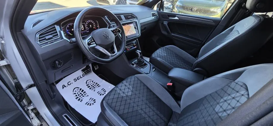 vw tiguan 2,0 tdi dsg r line - 2022 - 150.000km - reg 1 god! - slika 8