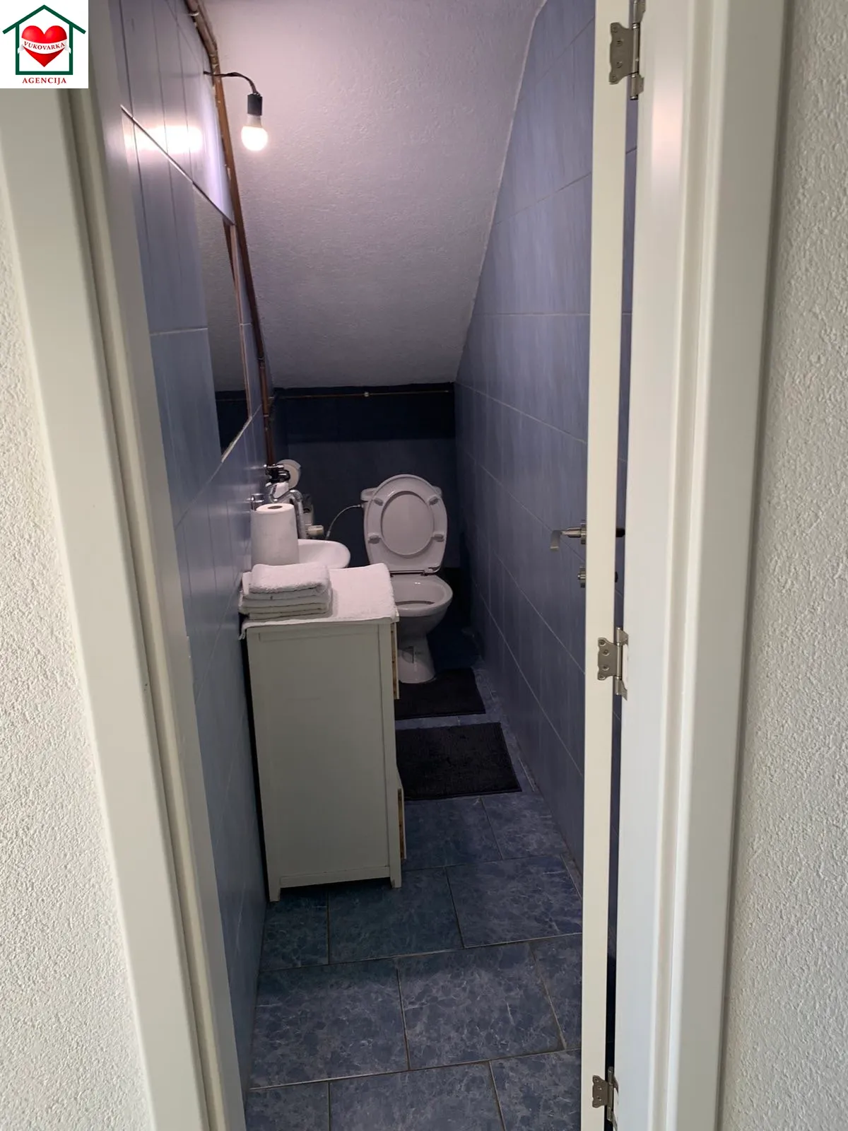 vukovar centar e. unije 14 super predivna kuća 270 m2 - slika 9