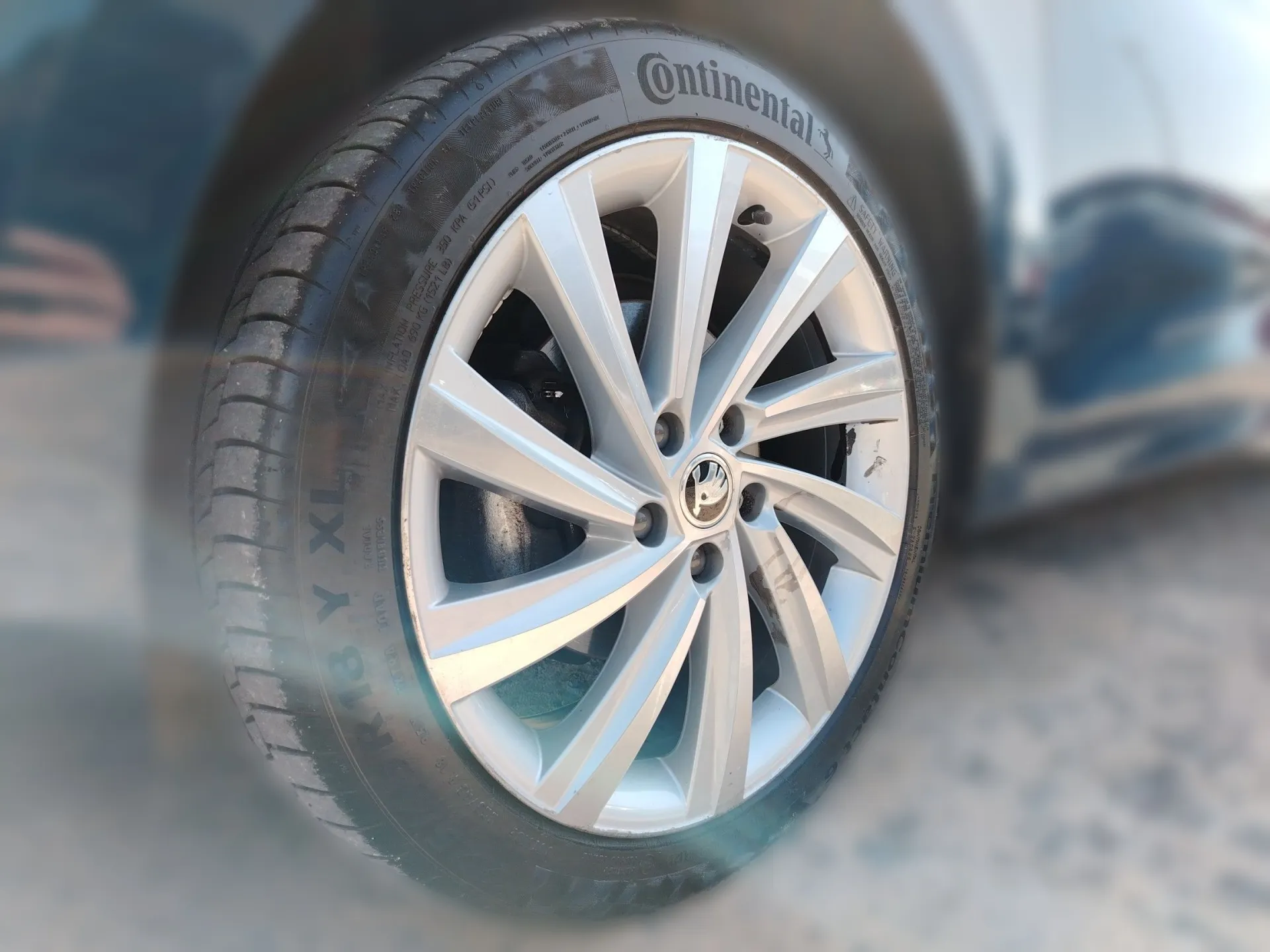 škoda octavia 2.0 tdi style - slika 6