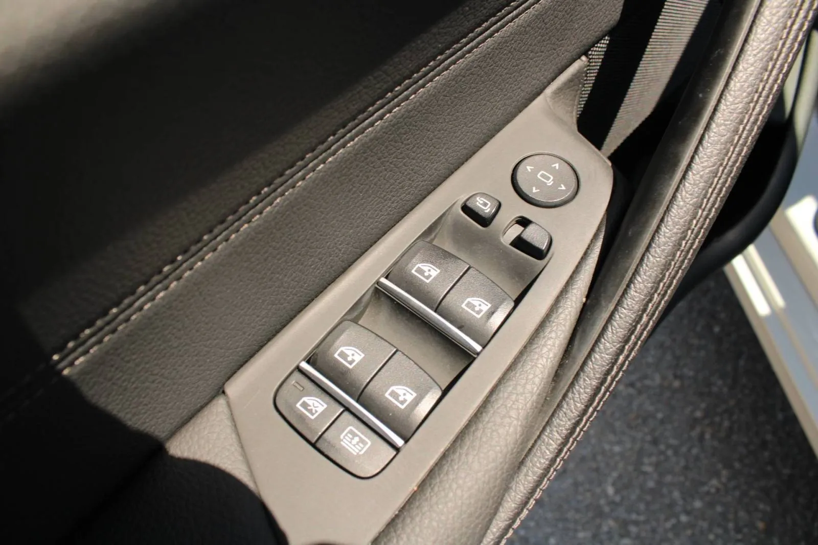 bmw serija 5 540d xdrive sportline automatik - nije uvoz - slika 14