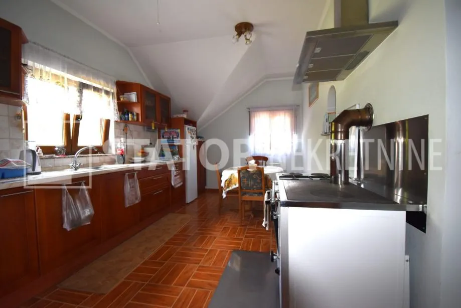 kuća: furjanići, 162.00 m2 (prodaja) - slika 12