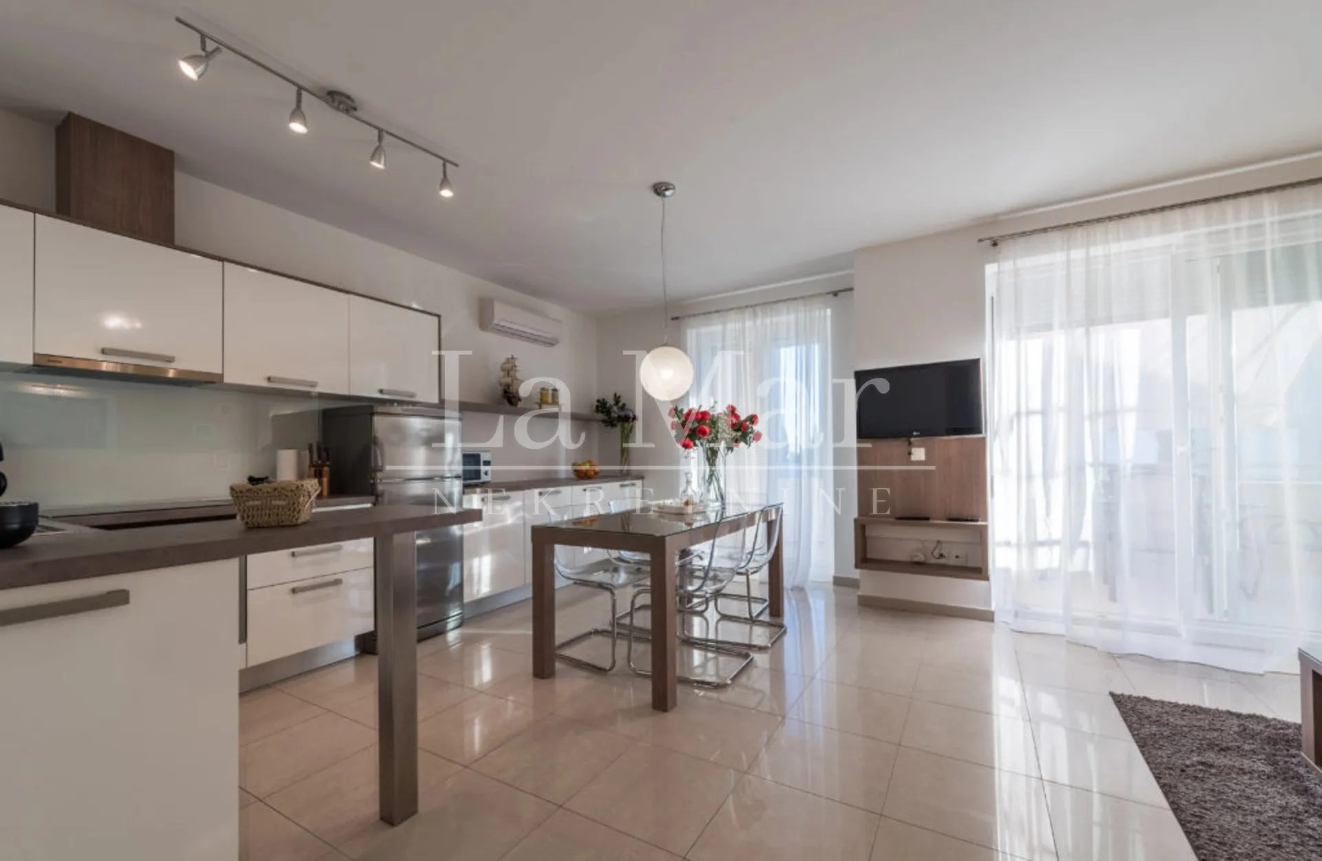 novalja- apartman prvi red do mora- e1 - 77.97m2- prizemlje - slika 11