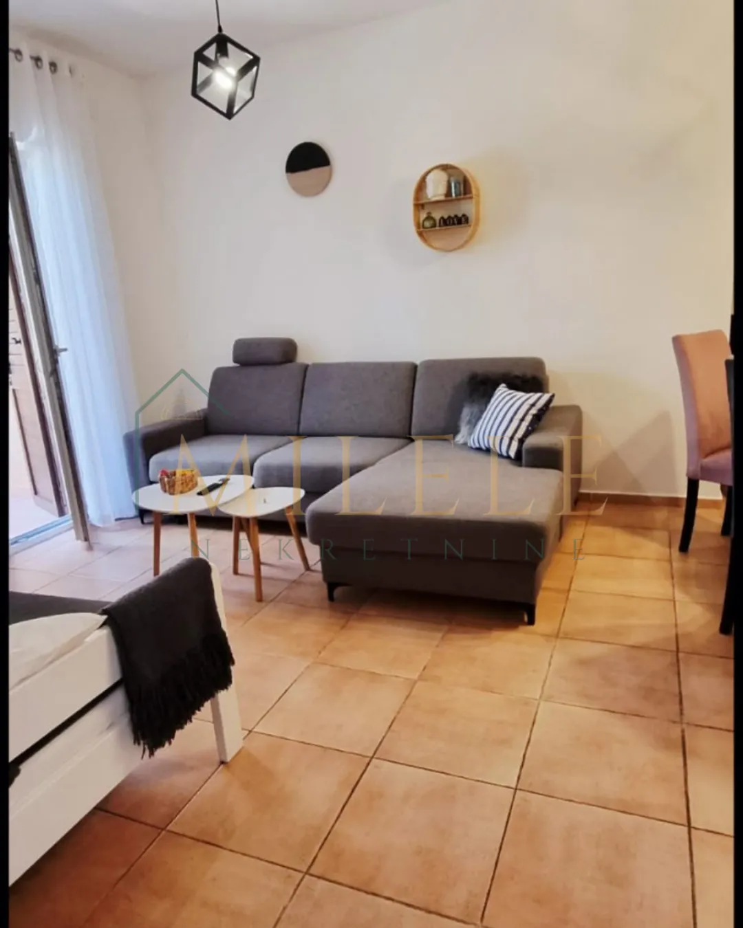 apartman na prodaju - slika 5
