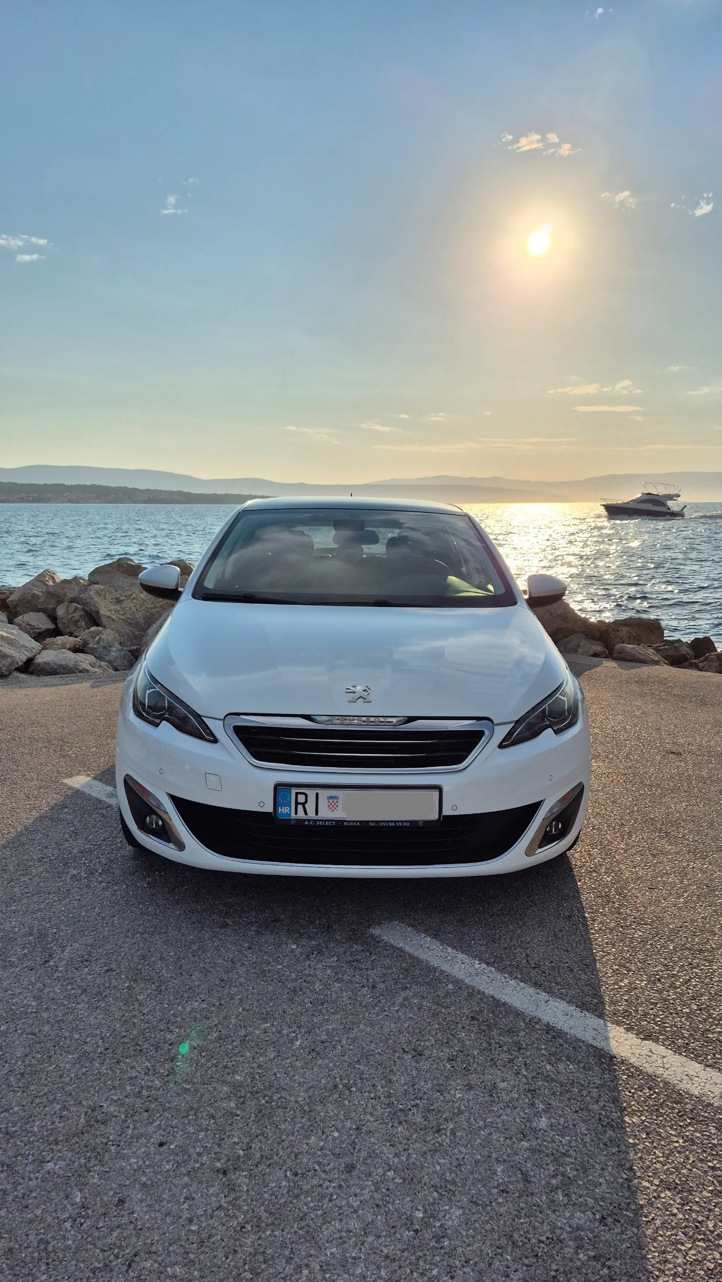 peugeot 308 1.6 thp allure 156 ks – 2013. – panorama – navigacija - slika 6