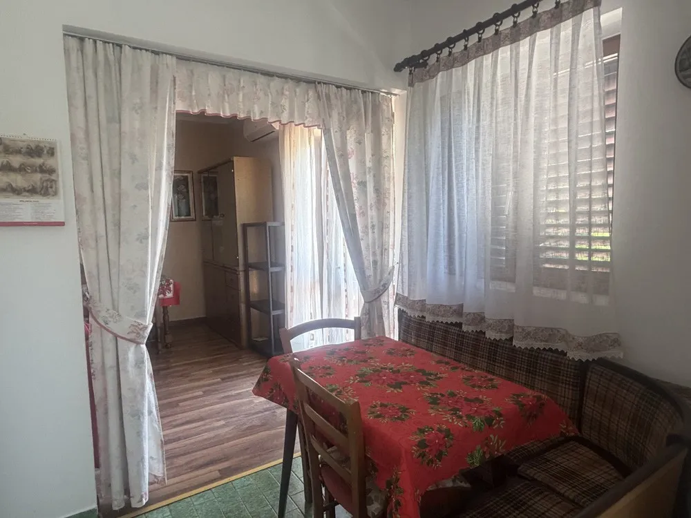 stan u stambenoj zgradi na 2.katu, 55 m2 u livadama ( sl-001) - slika 6