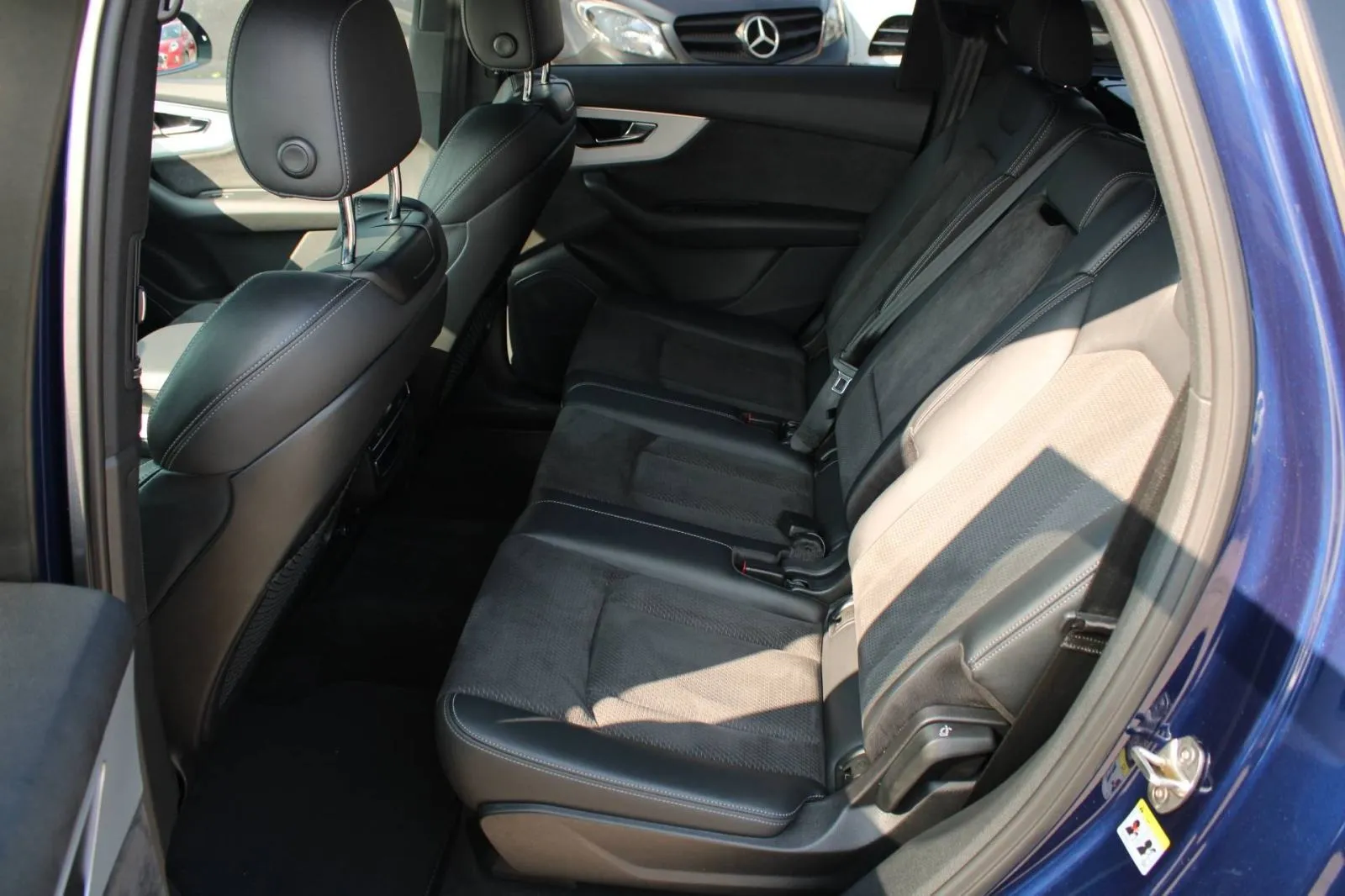audi q7 60 tfsie quattro s-line *led, navigacija, kamera* reg 2/27 - slika 11