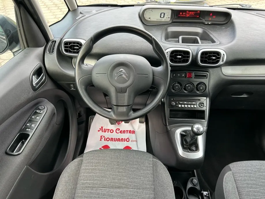 citroën c3 picasso 1,2 benzin 2016.,servisna, park senz, led, kuka.... - slika 7