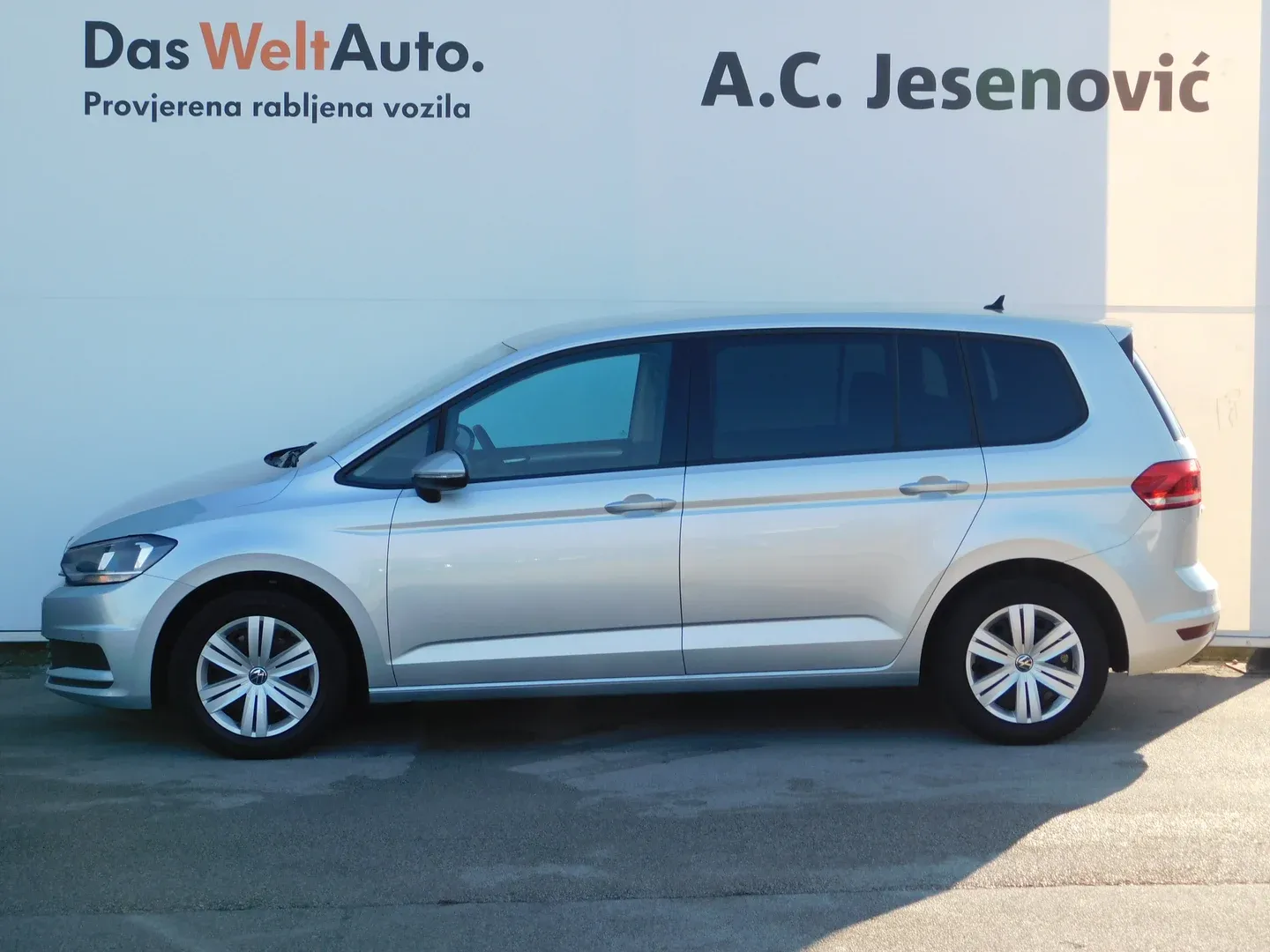 12854 volkswagen touran 2.0 tdi trendline - slika 6