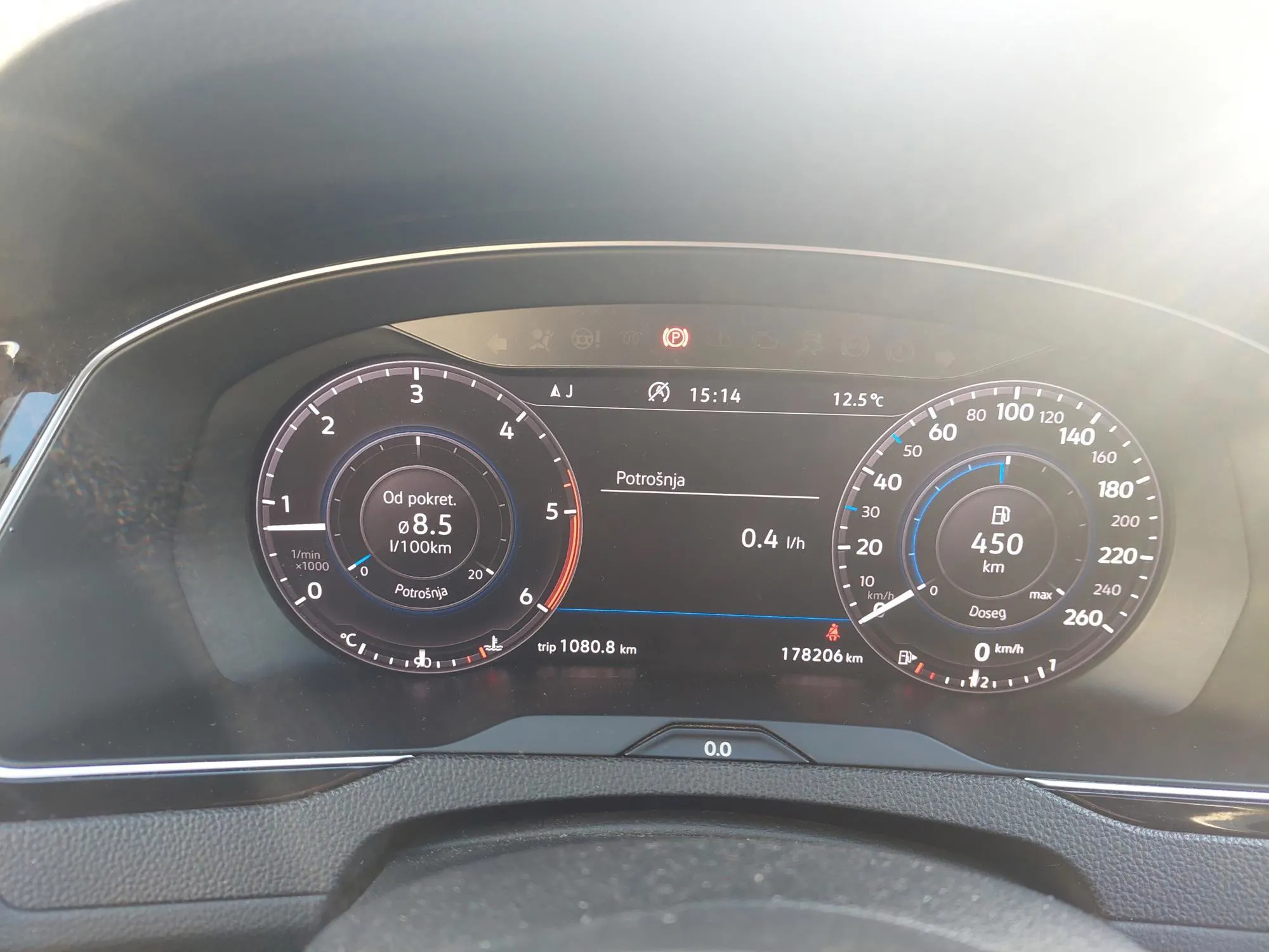 passat 1.6tdi highline,virtual cockpit,360 senzori,koža,panorama,led - slika 11