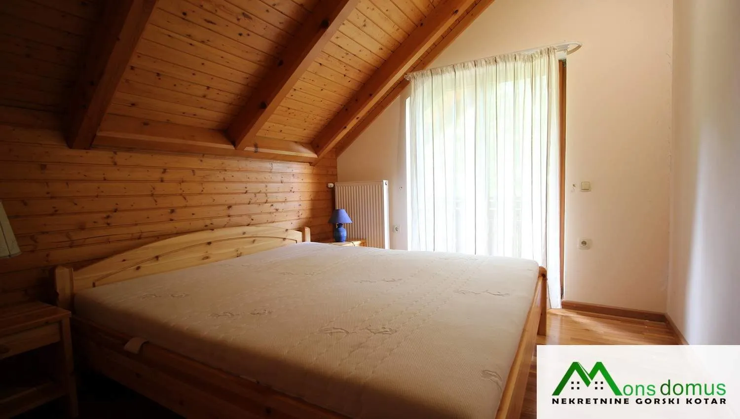 8843 m2 građevinskog zemljišta, dvije vikend kuće i garaža - slika 29