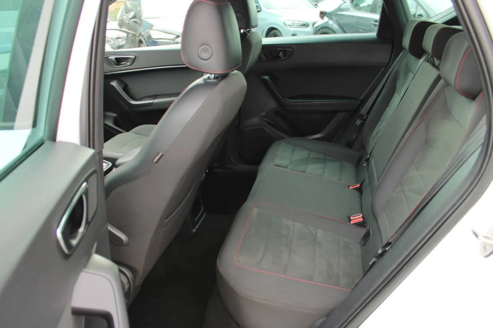 seat ateca 1.5 tsi fr - slika 19