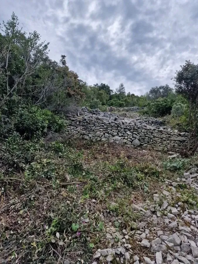 građevinsko zemljište na prodaju - blato - slika 4