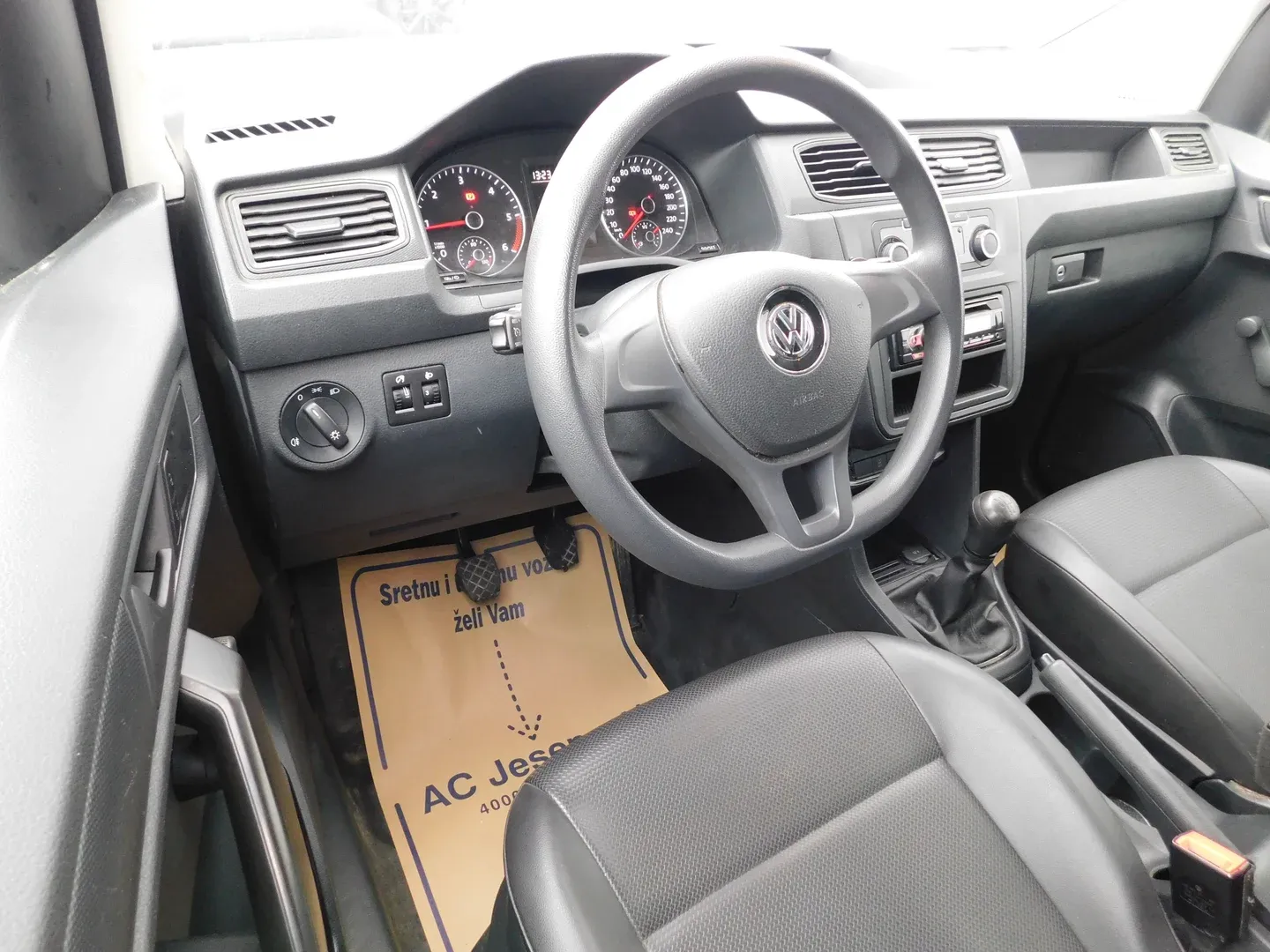 11448 vw caddy kombi maxi 2.0 tdi - slika 8