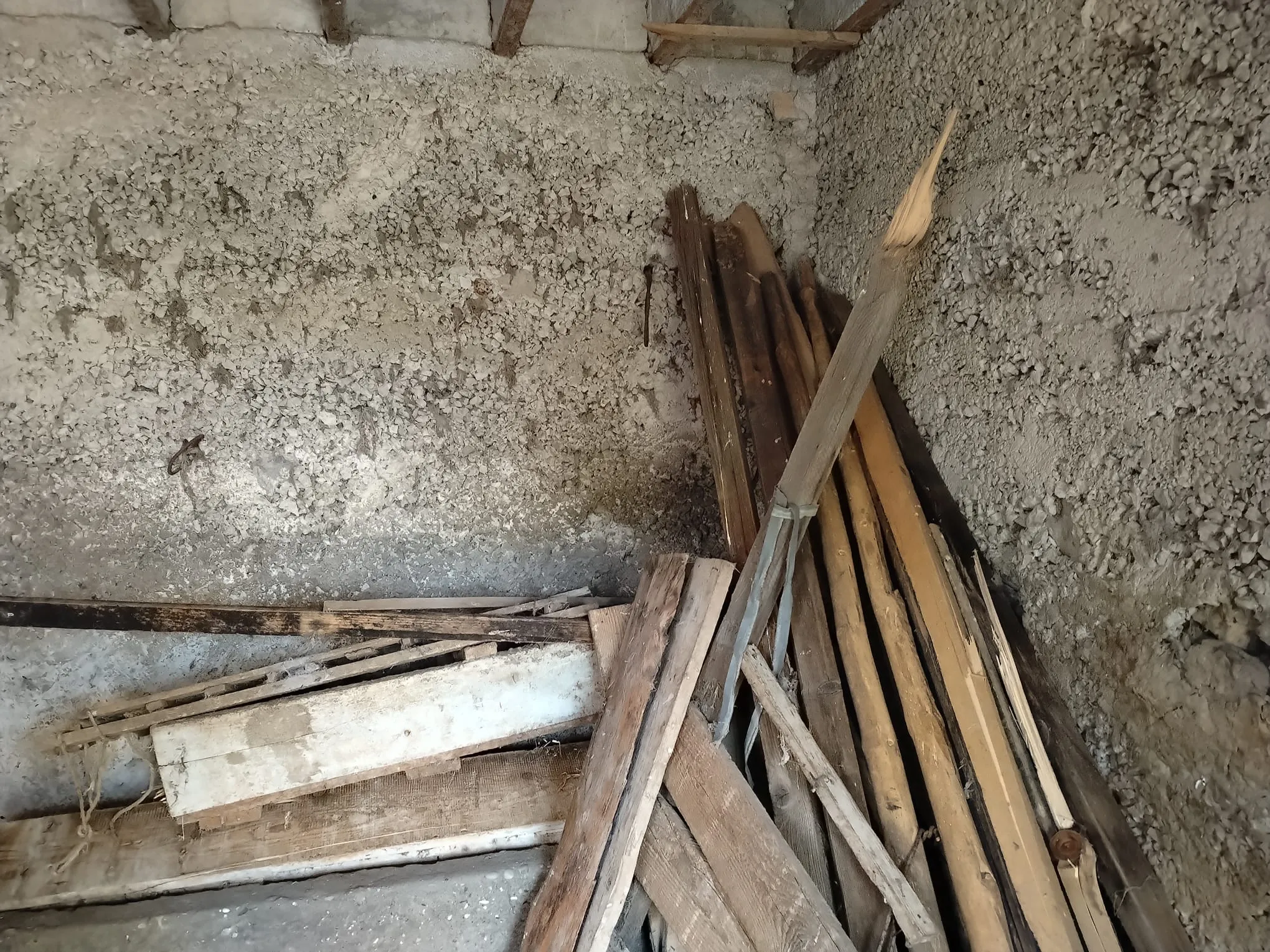 kuća za renoviranje - slika 9