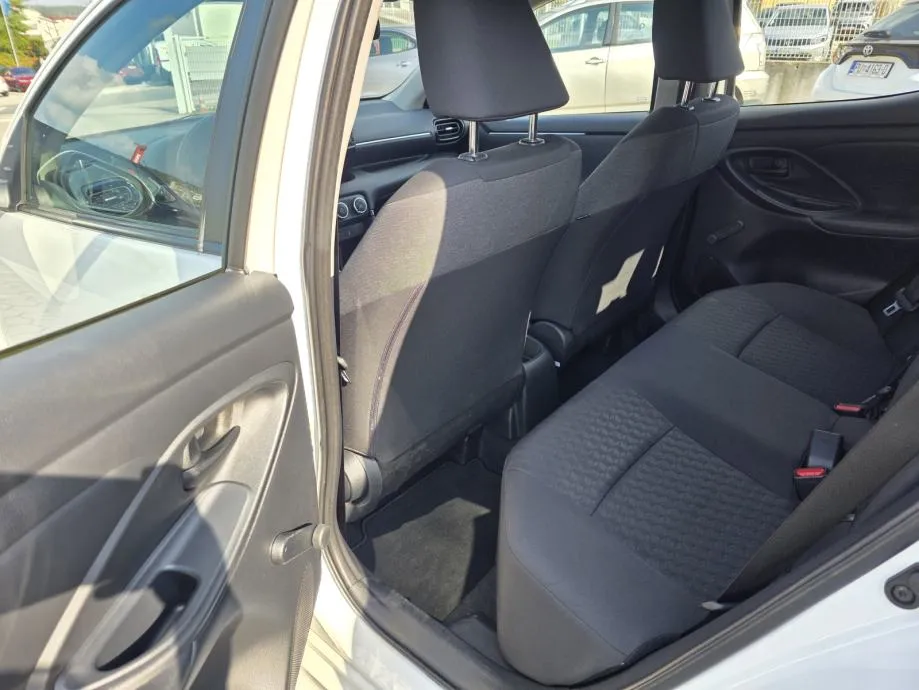 yaris 1,0-l-vvt-i, 53 kw (72 ks) - slika 10