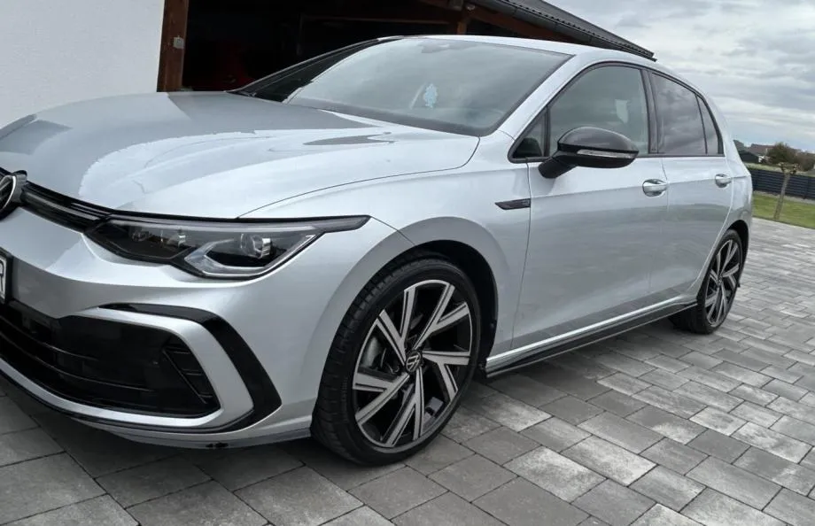 vw golf 8 1,5 etsi r-line - slika 7