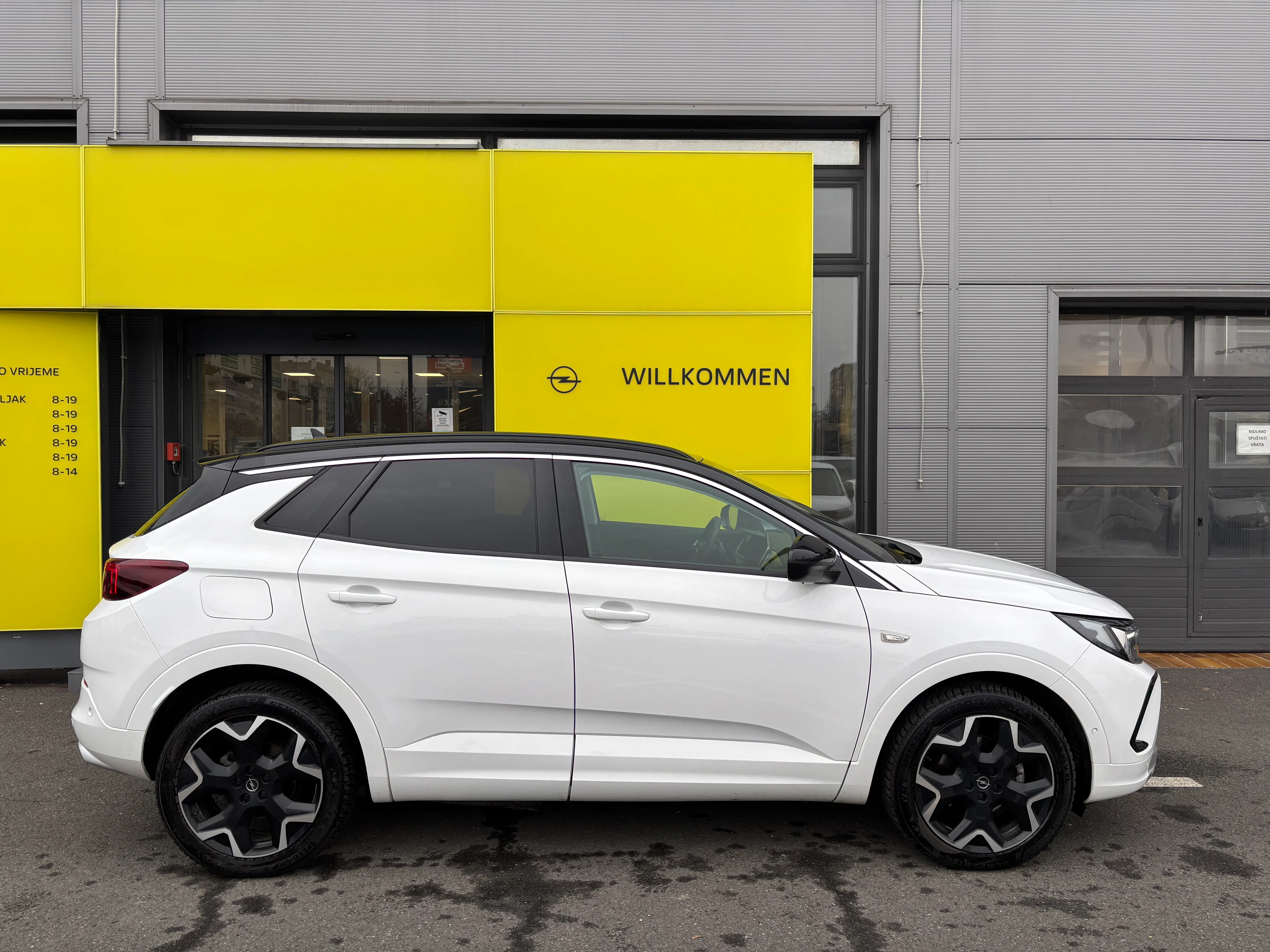 opel grandland ultimate 1,5 d at8 - slika 3