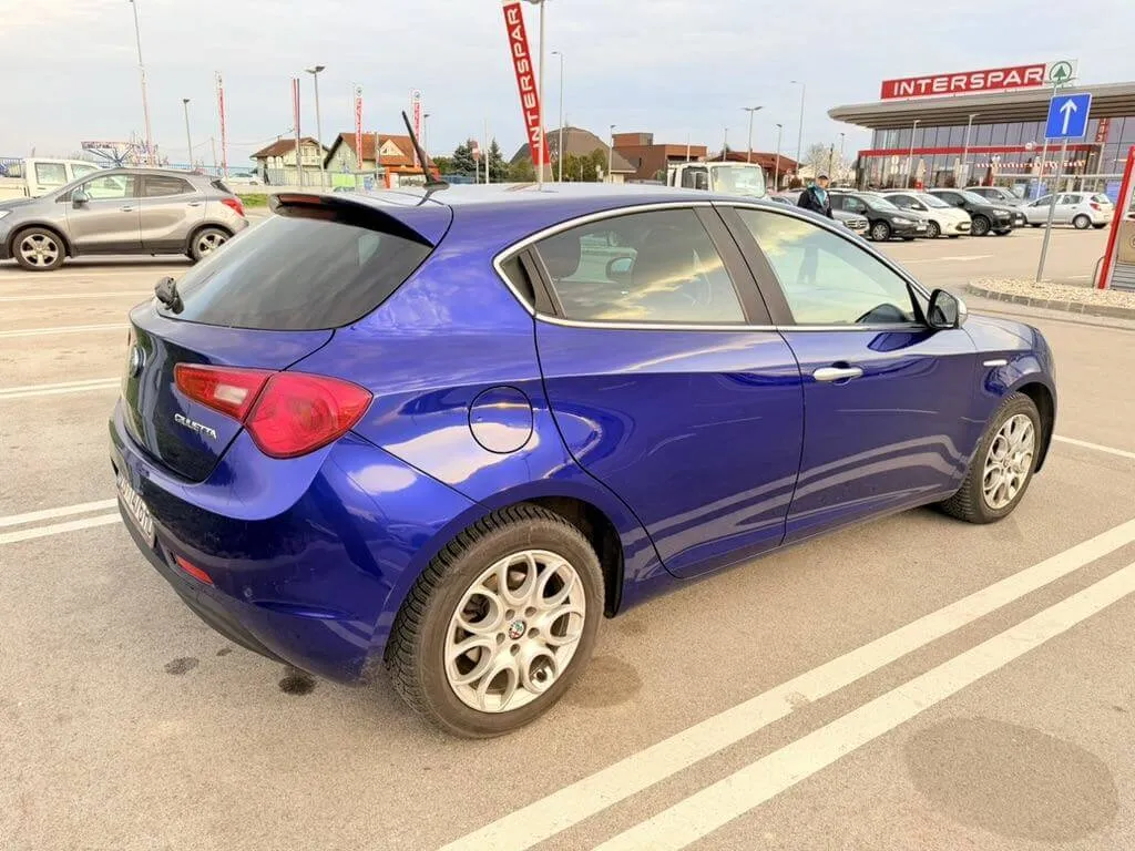alfa romeo giulietta 1,6 jtd - slika 4