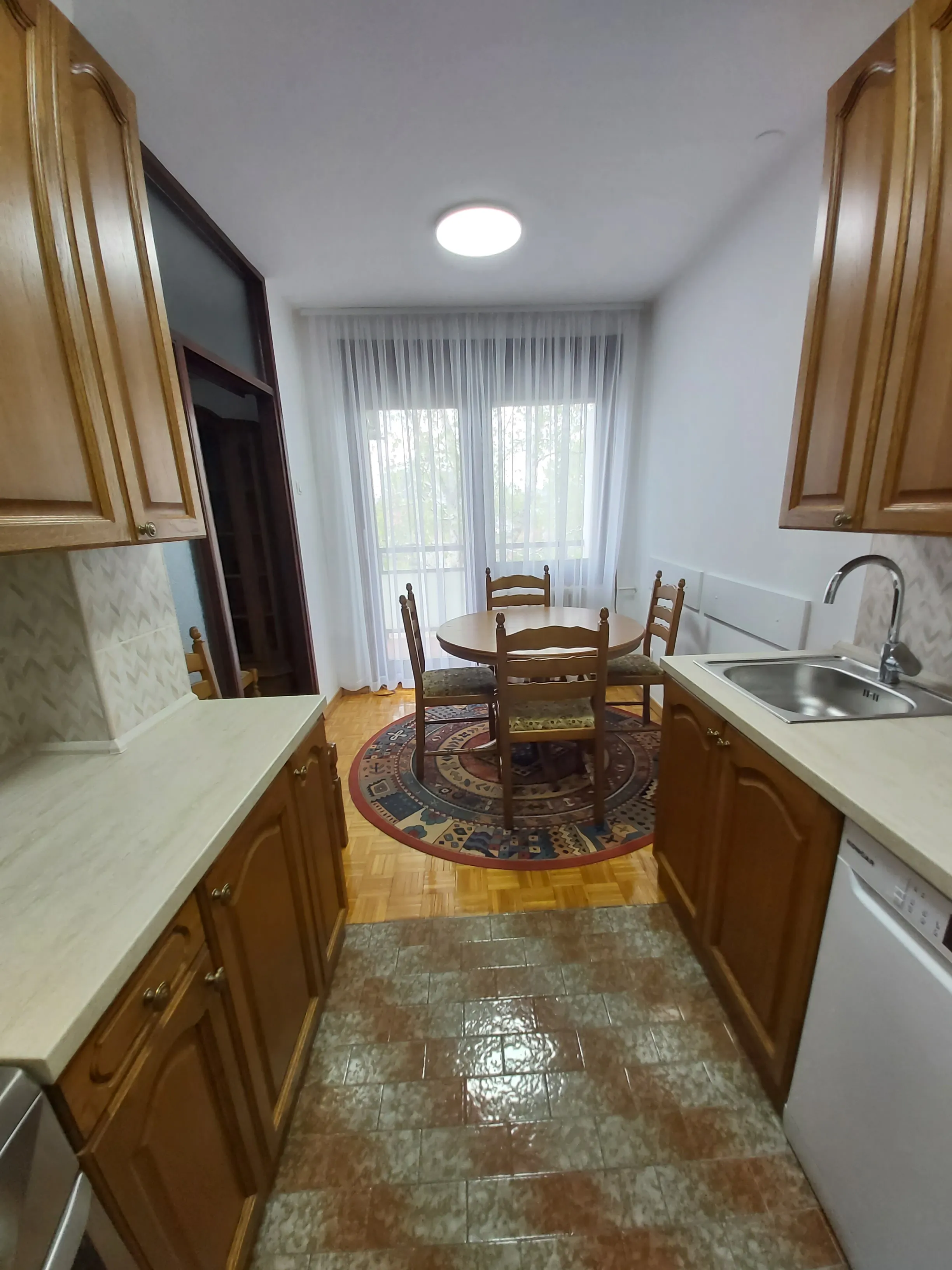 iznajmljujem stan 52,45m2, 2 kat , zagreb, planinska ulica 7 - slika 8