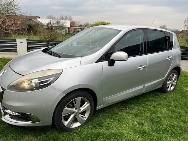 renault scenic 1,5 dci 2012. god. - slika 2
