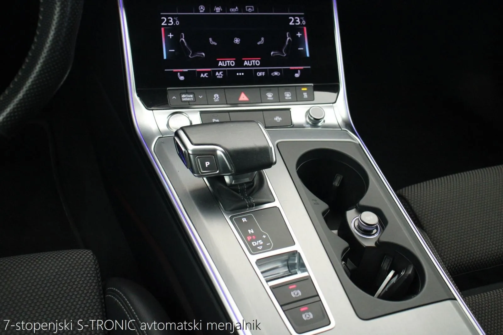 audi a6 avant 40tdi quattro s-tronic s-line 204km matrix virtual - slika 16