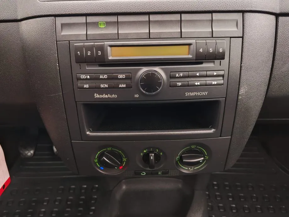 škoda fabia 1,4 tdi, 2003 god, 153000 km , kartice 24/36 rata - slika 13