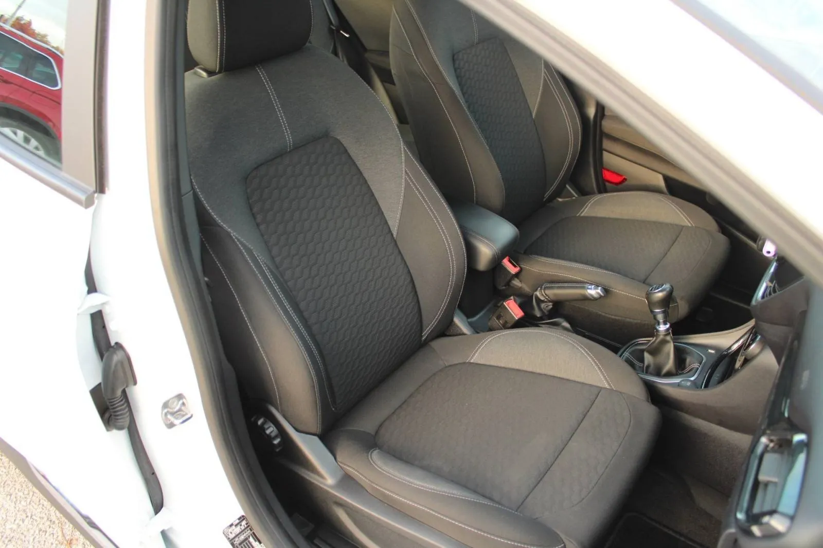 ford puma 1.0 ecoboost titanium *navigacija* - slika 11