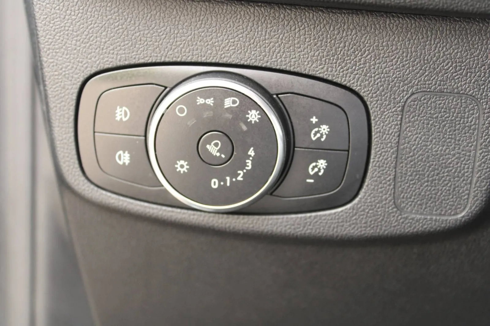 ford focus karavan 1.0 mhev automatik *led, navigacija, kamera* - slika 24