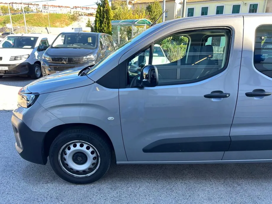 peugeot partner l2 cabin crew 1.5 bluehdi 130 - 2024. - rezerviran! - slika 7