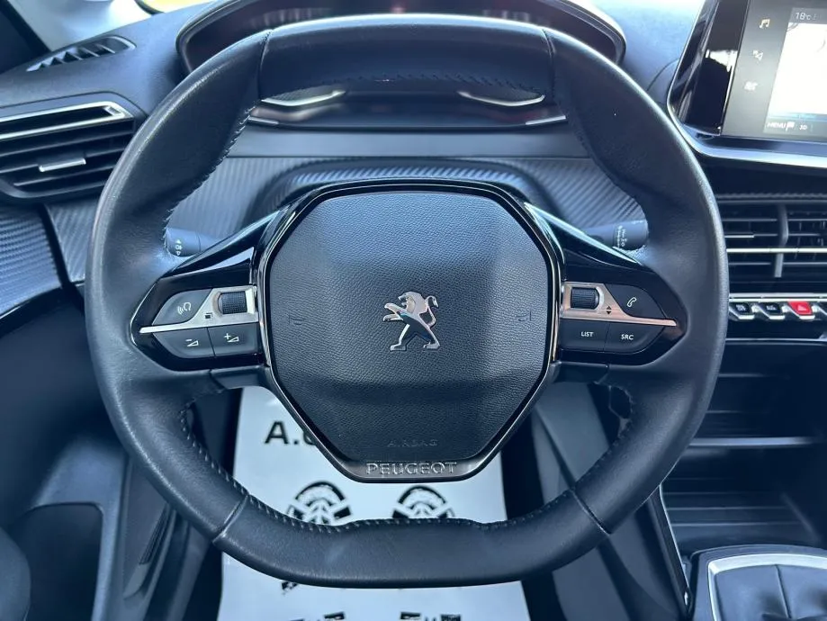 peugeot 208 1,5 hdi style - 2022 - servisna - garancija - reg1god !! - slika 10