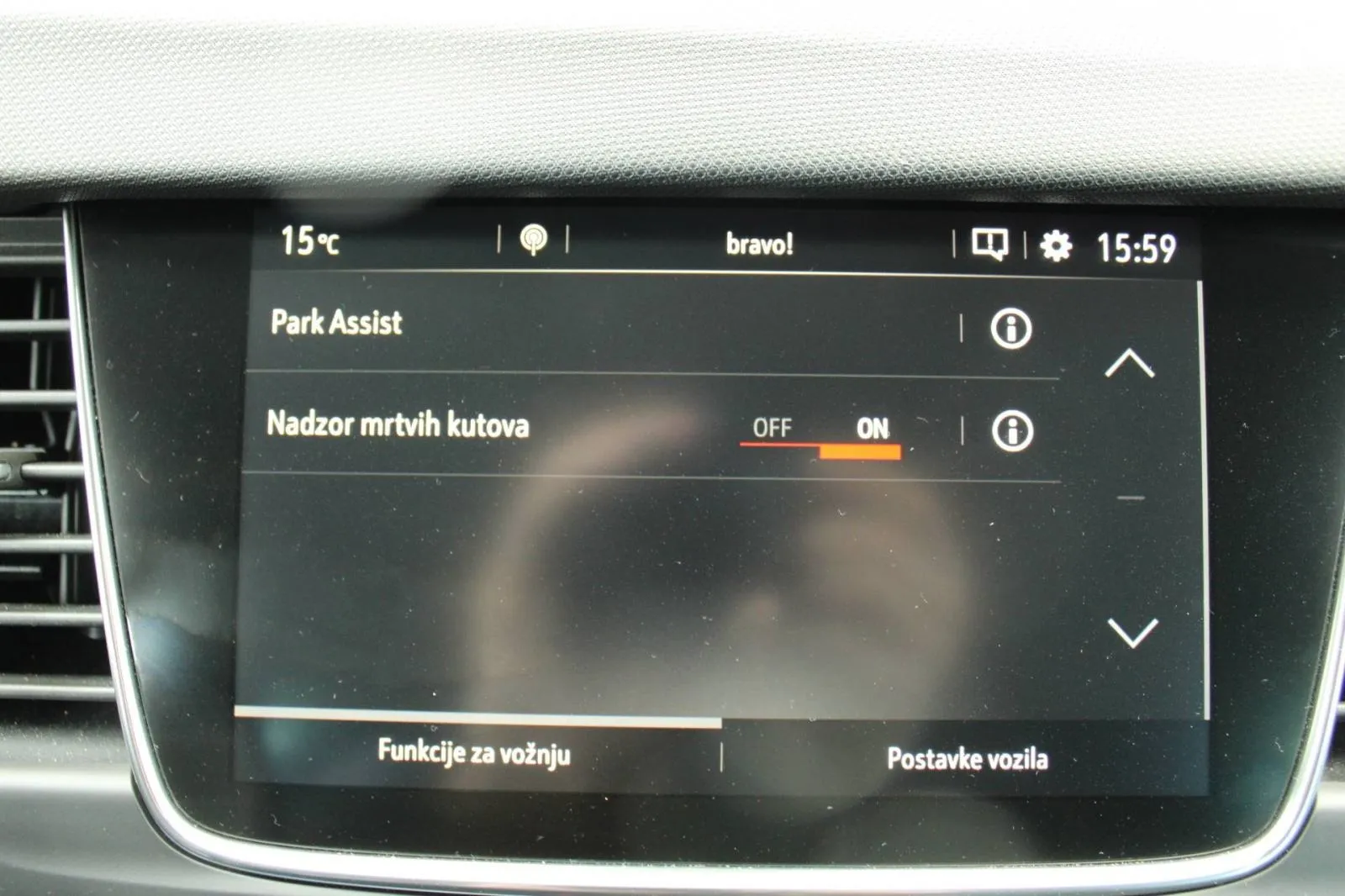 opel crossland 1.2 turbo ultimate *led, navigacija, kamera* - slika 25