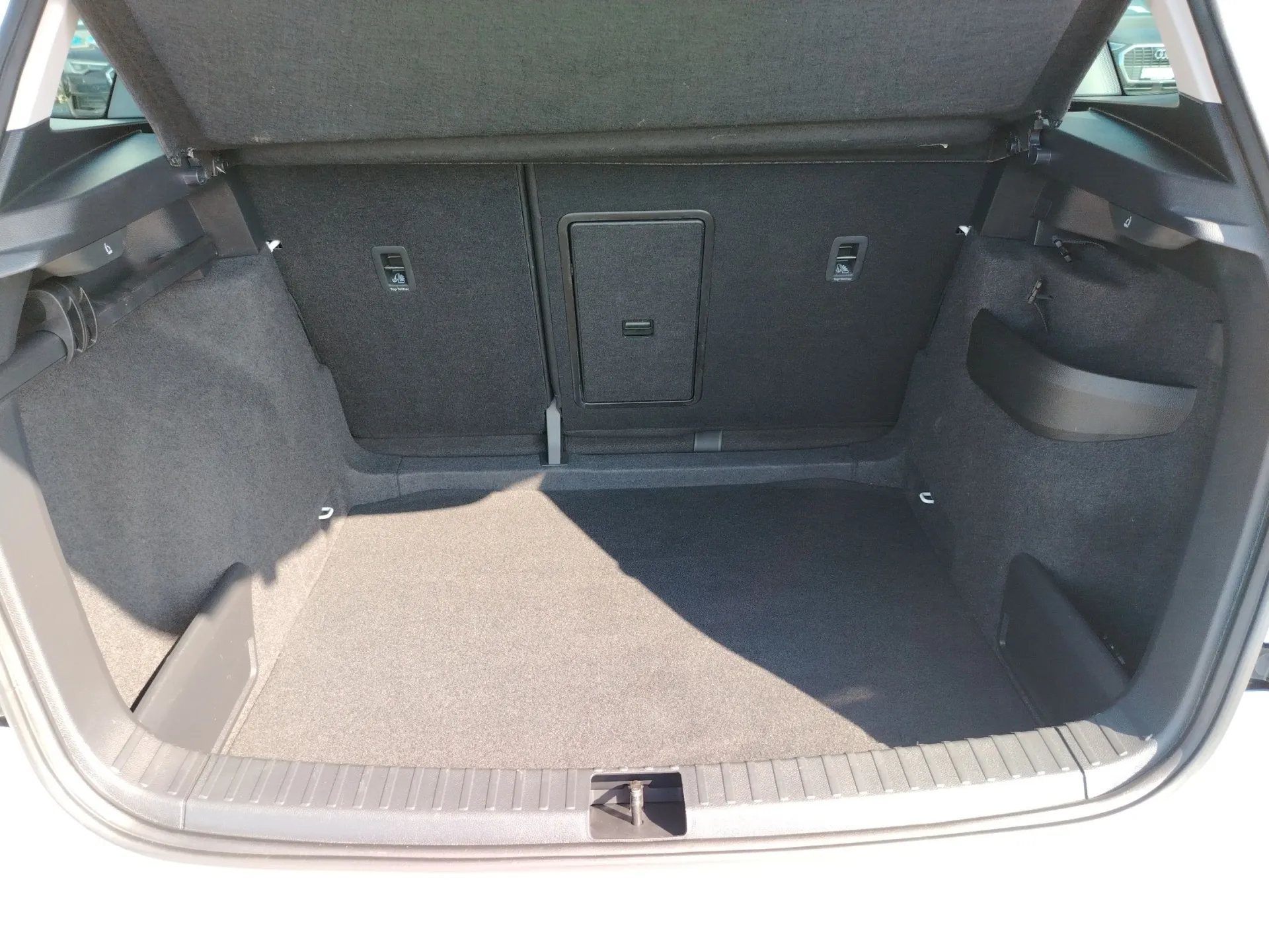 škoda karoq 2.0 tdi dsg ambition - slika 12