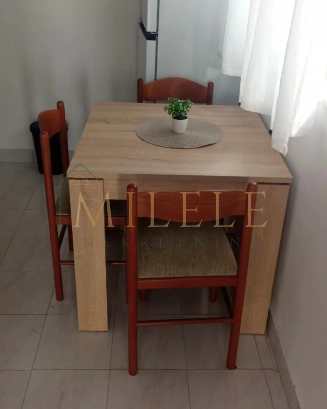 kuća s tri apartmana na prodaju - slika 13