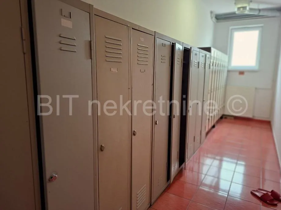 poslovni prostor prodaja centar 1500 m2 (prodaja) - slika 12