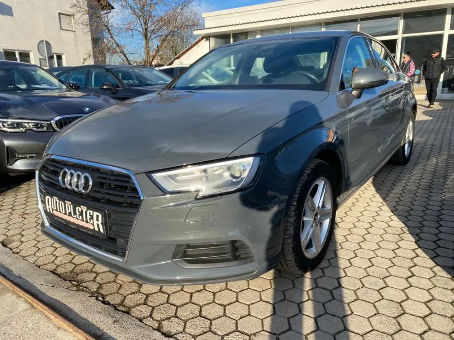 audi a3 1,6 tdi s-tronic, navi, kamera, 1. vlasnik, 4x garancija! - slika 3