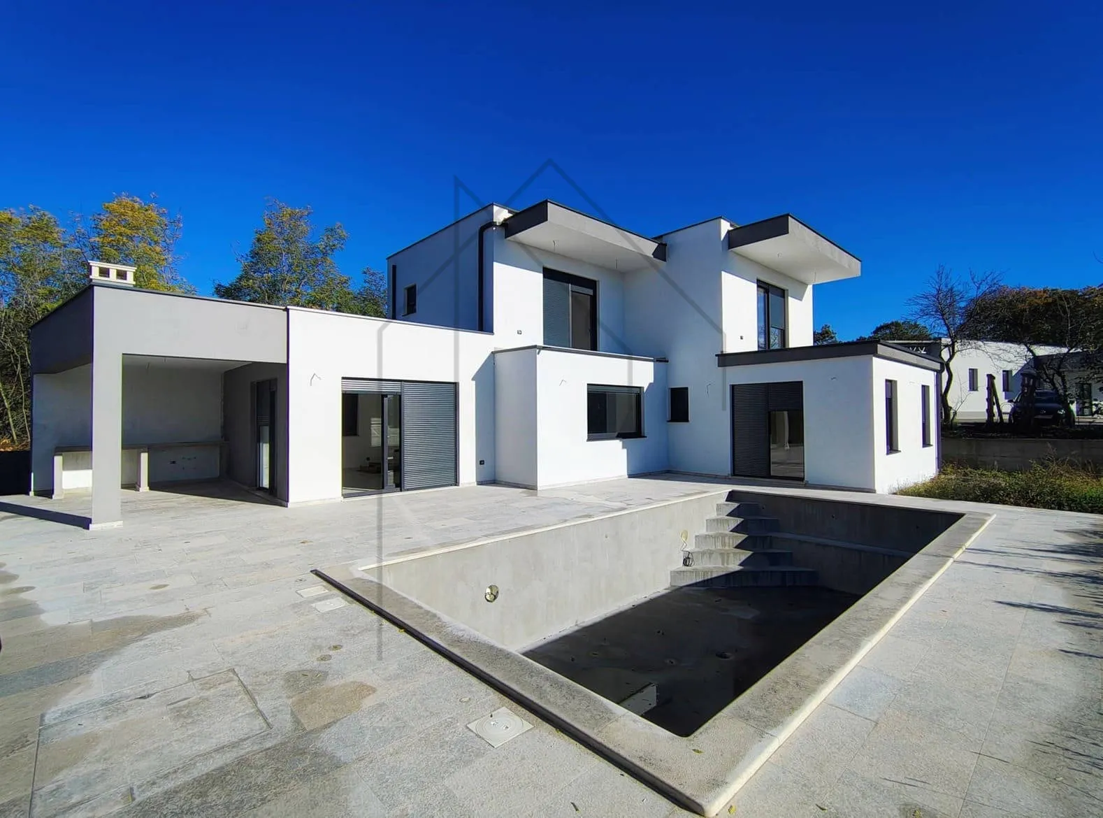 moderna kuća s bazenom kod labina, istra - slika 3