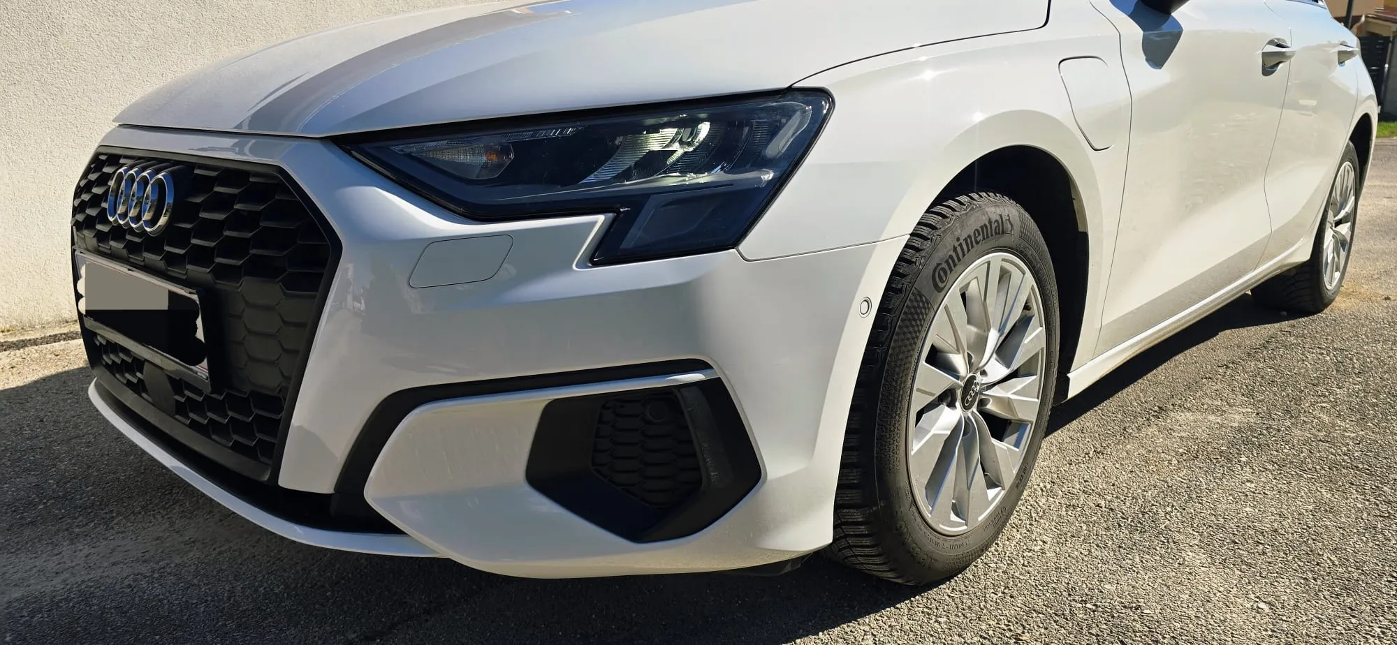 audi a3 40 tfsie automatik phev (bezin+struja) - slika 2