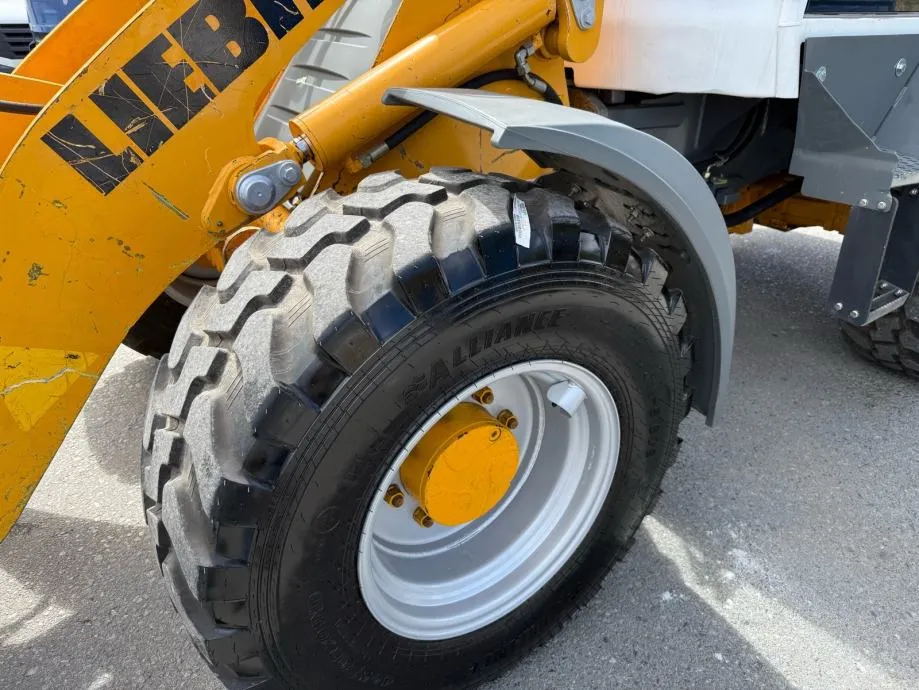 liebherr 509 stereo - slika 9