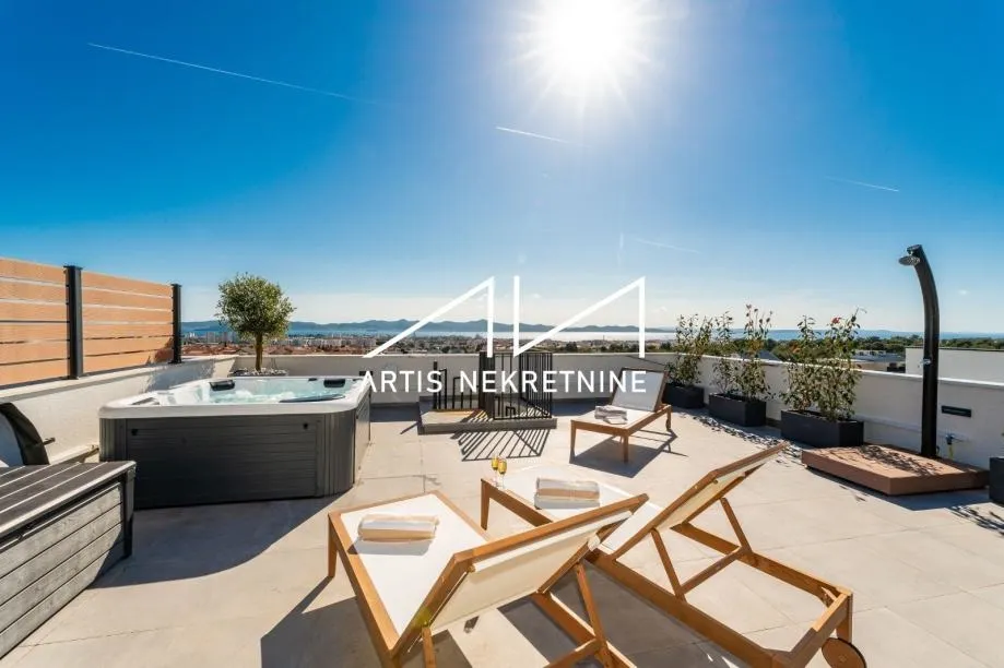 luksuzni penthouse u zadru – rooftop, jacuzzi, pogled na more - slika 6