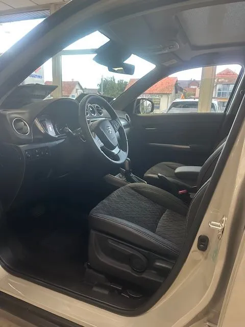 suzuki vitara 1,4 gl+ ac premium 6at - slika 8