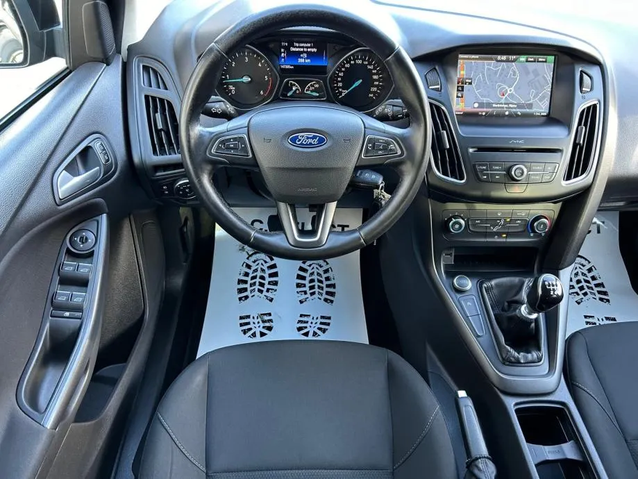 ford focus 1,5 tdci - 2015 - 140.000km - navi - servisna - reg 1 god! - slika 9
