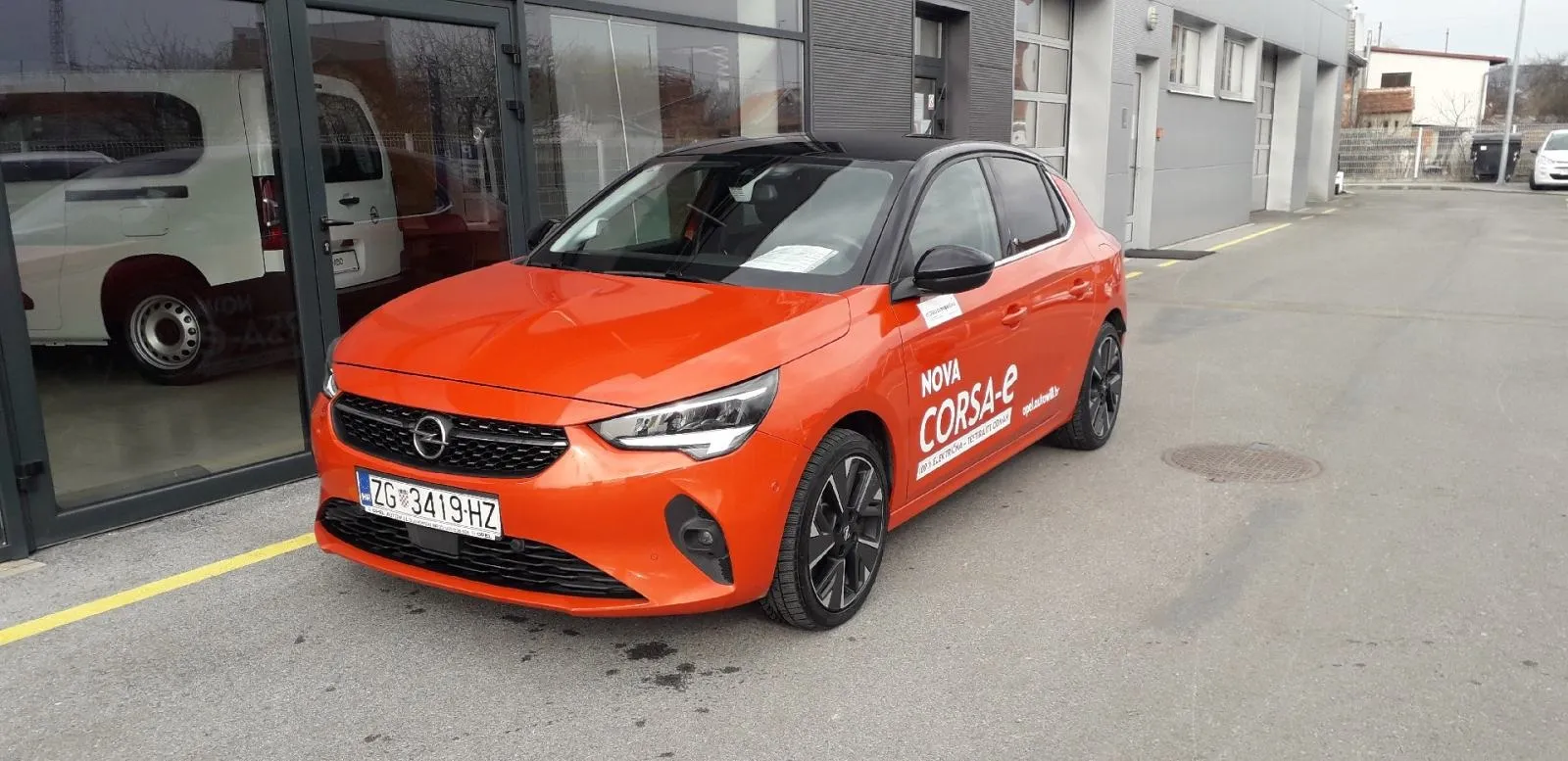 opel corsa - električno vozilo - slika 4