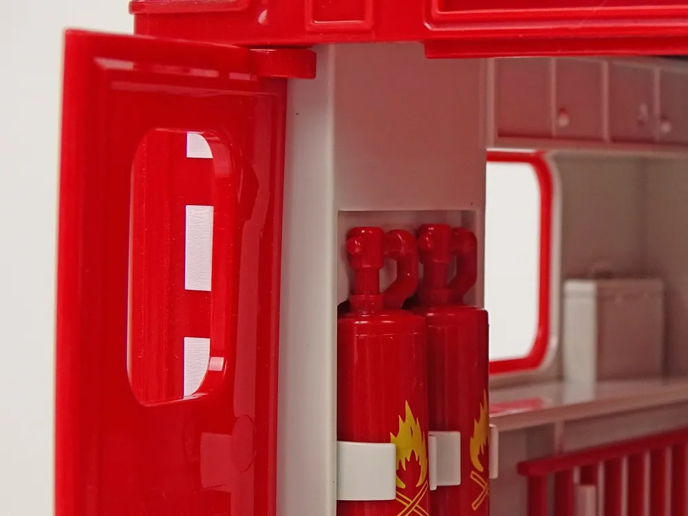remote controlled fire brigade water moving ladder - slika 5