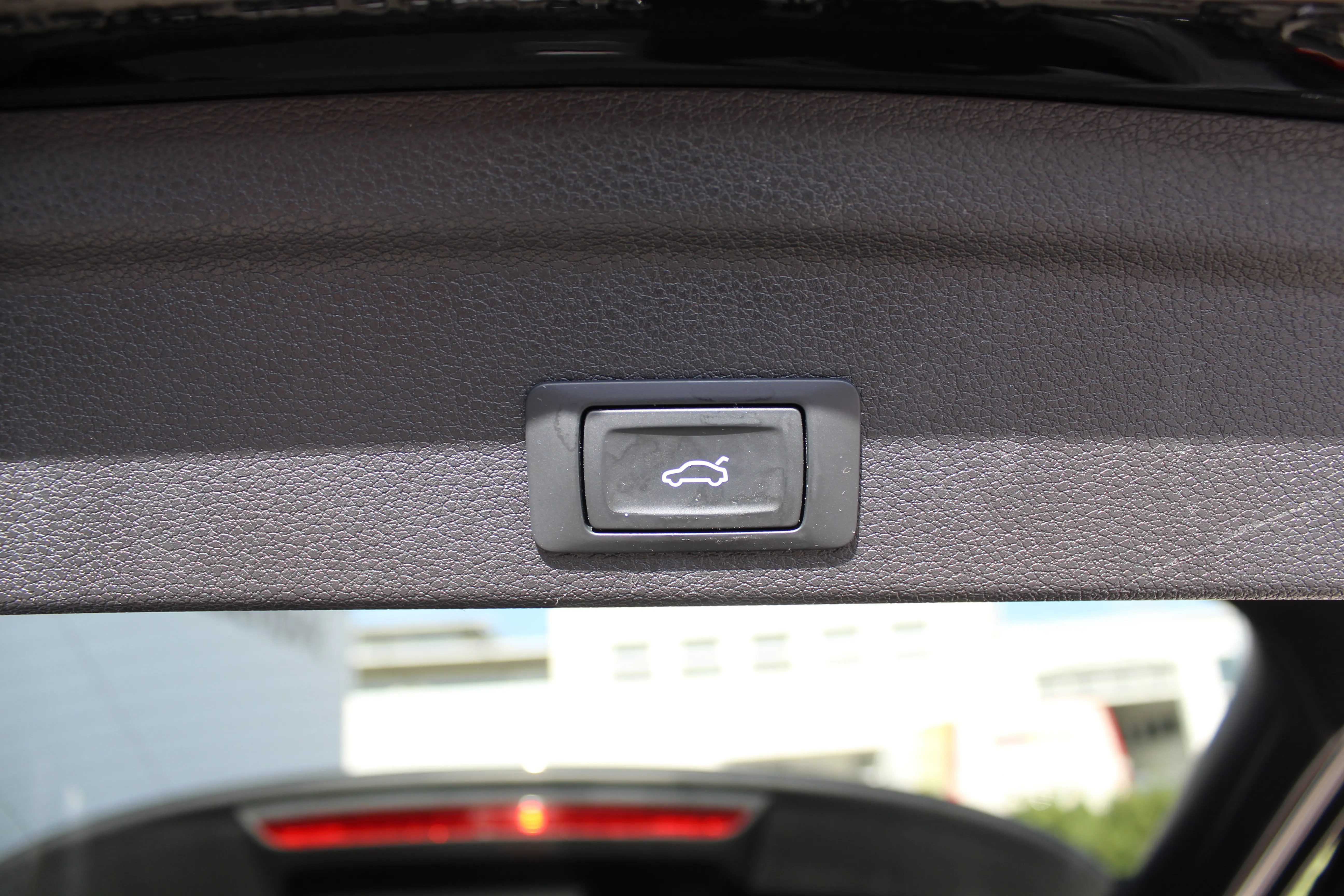 13222 audi q3 sb 35tdi s tronic - slika 18