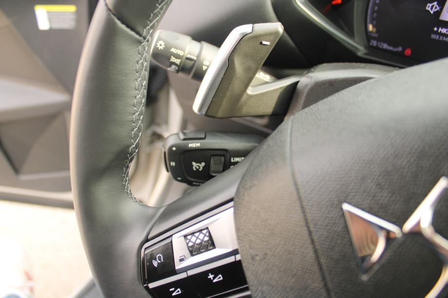ds ds3 crossback 1.2 puretech automatik *navi, led* - slika 14