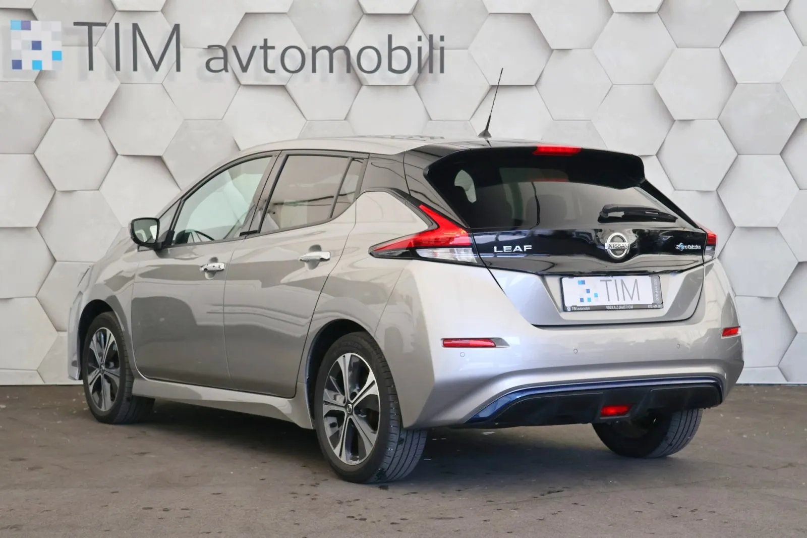 nissan leaf n-connecta 62kw 360-kamera navi dab tempomat - slika 4
