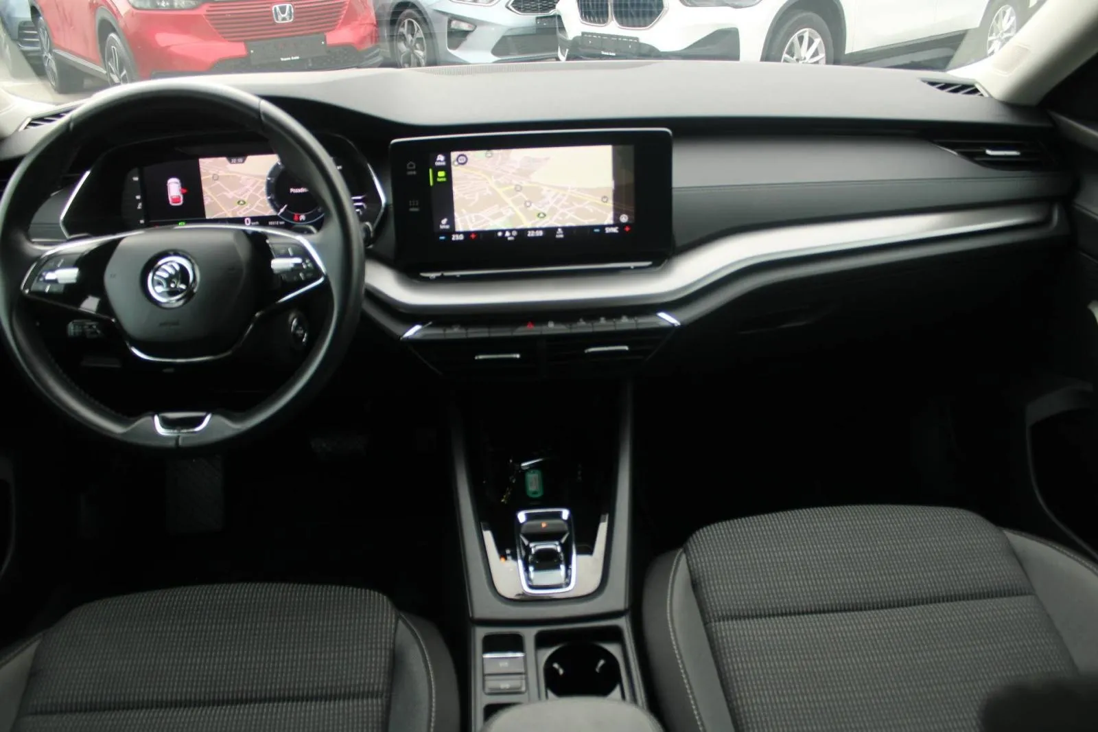 škoda octavia combi 2.0 tdi dsg *led, navigacija* - slika 21